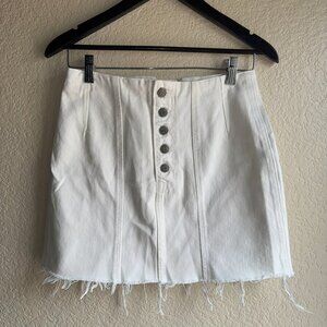 GRLFRND Jean Mini Skirt White Size 25 (US 0)